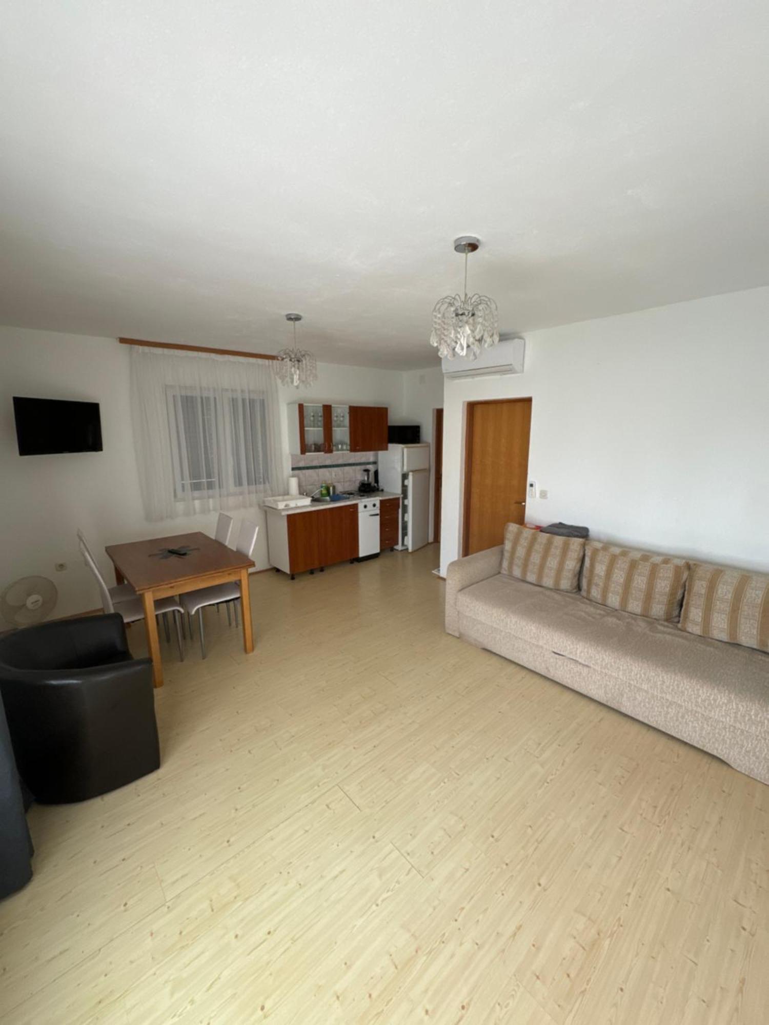 Apartament Apartman J&B Vir Zewnętrze zdjęcie