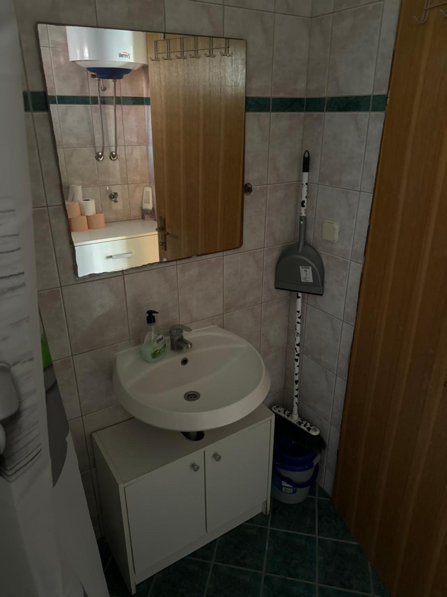 Apartament Apartman J&B Vir Zewnętrze zdjęcie